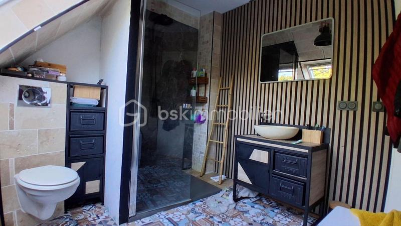 Maison - 93 m² - 5 pièces