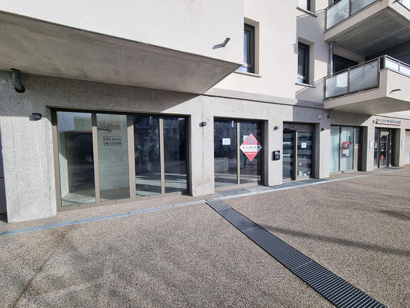 Local commercial - 87 m²