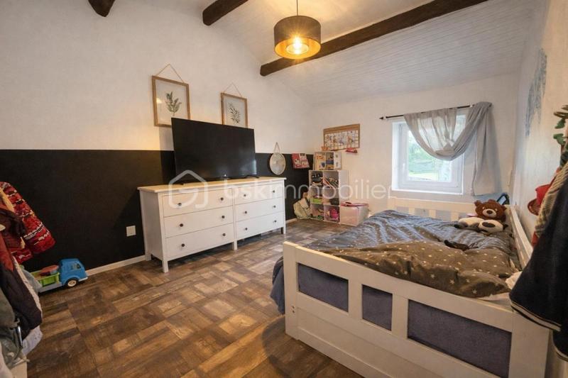 Maison - 105 m² - 5 pièces