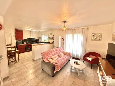 Maison - 107 m² - 5 pièces