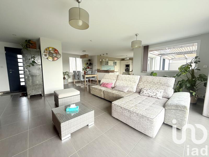 Maison - 155 m² - 8 pièces