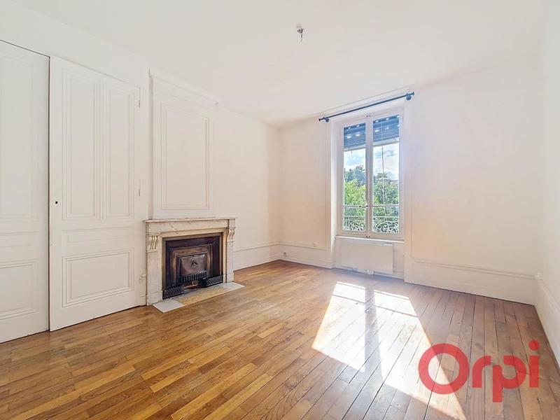 Maison - 166 m² - 7 pièces