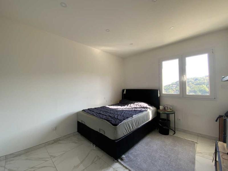 Maison traditionnelle - 130 m² - 5 pièces