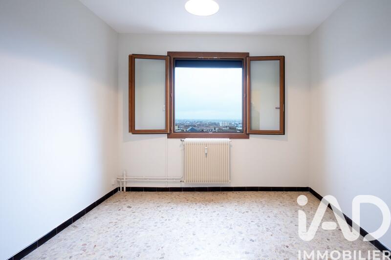 Appartement - 95 m² - 5 pièces