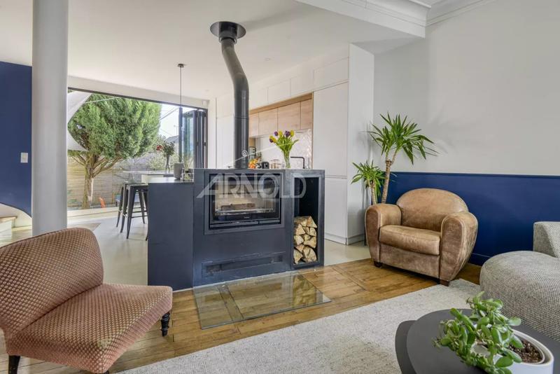 Maison - 148 m² - 7 pièces