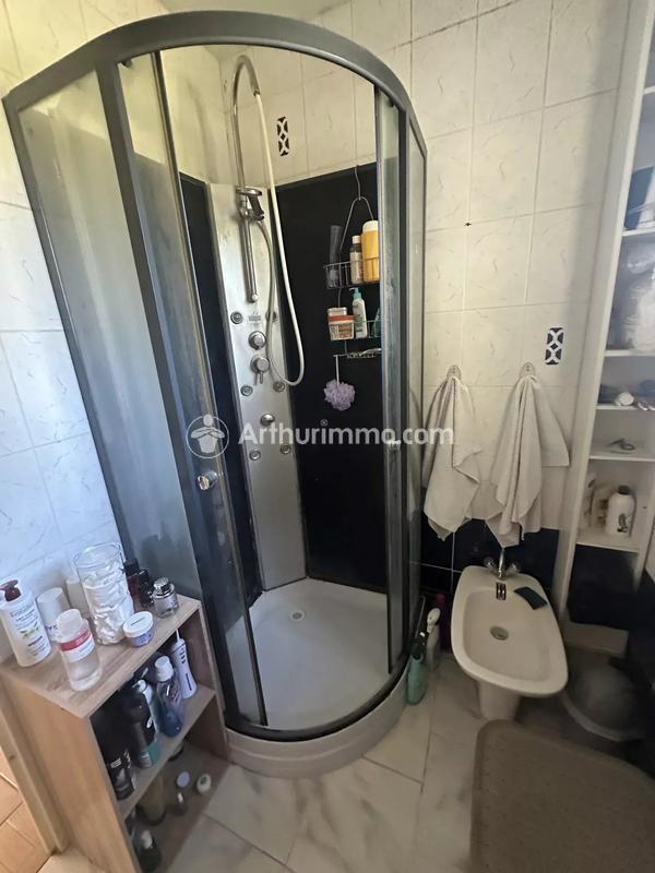 Maison - 64 m² - 4 pièces