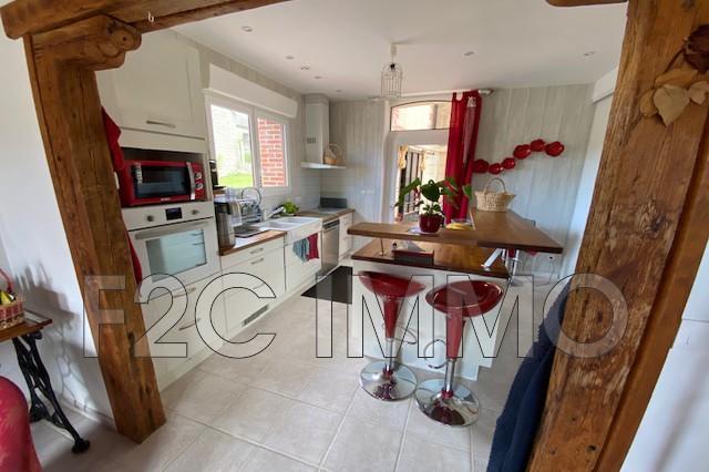 Maison - 260 m² - 12 pièces