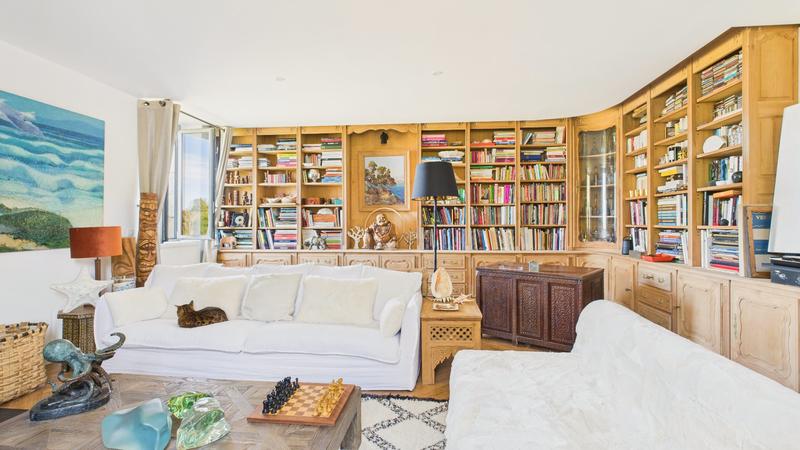 Maison - 410 m² - 11 pièces