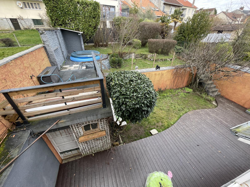 Maison - 92 m² - 4 pièces