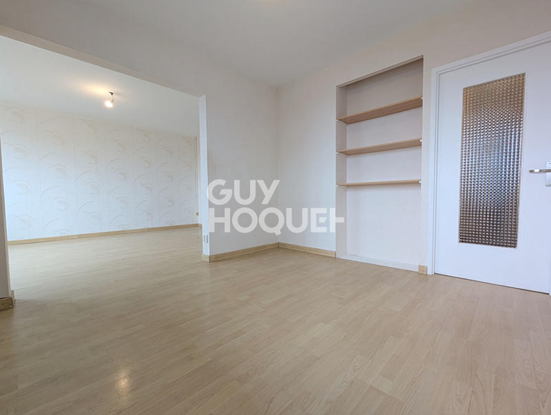 Appartement - 94 m² - 5 pièces