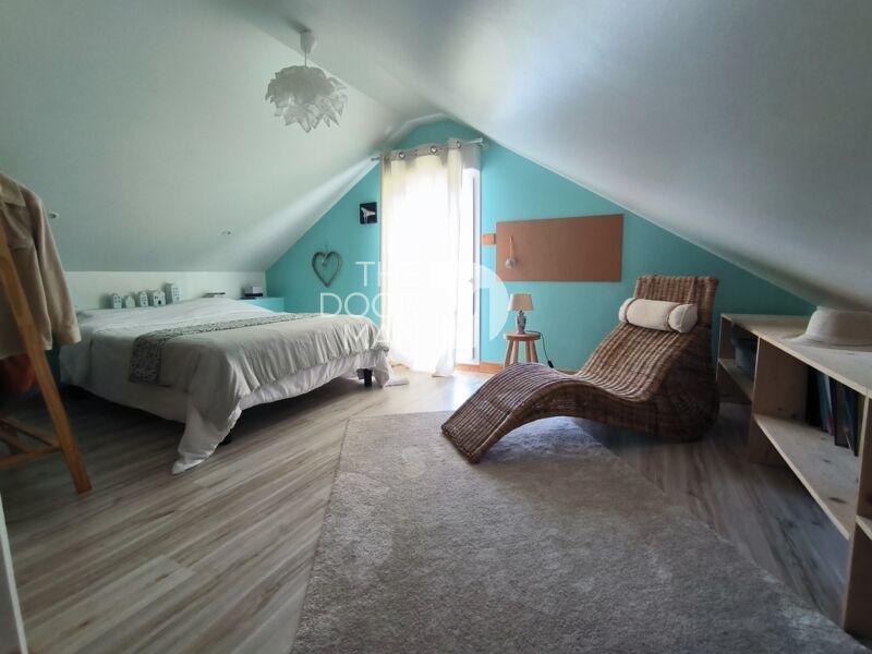 Maison - 155 m² - 8 pièces