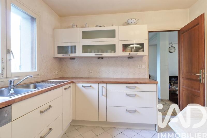 Maison - 290 m² - 7 pièces