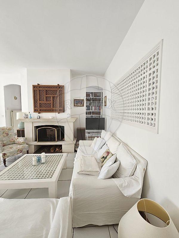 Villa - 144 m² - 4 pièces