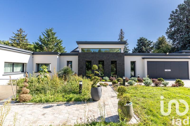 Maison de maîtres - 650 m² - 10 pièces