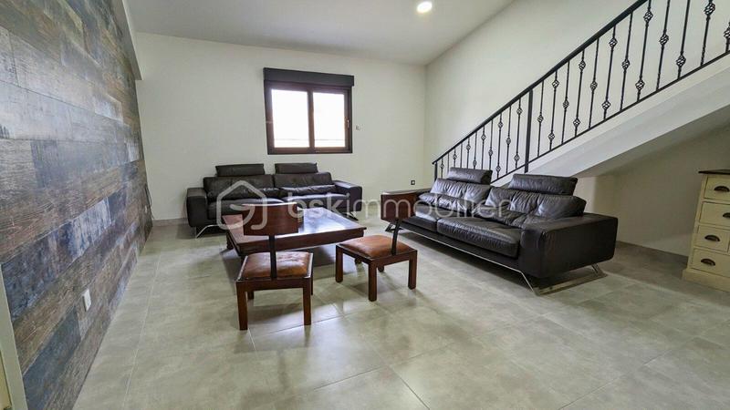 Immeuble - 1 900 m² - 30 pièces