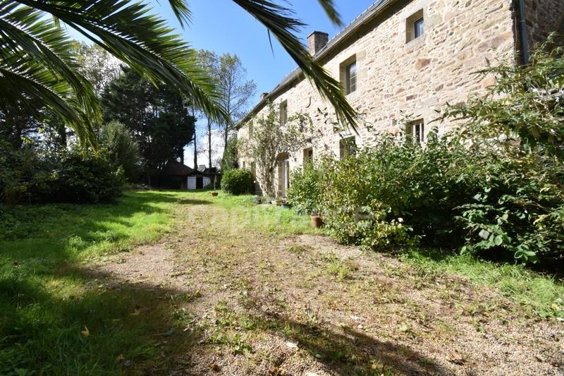 Maison - 190 m² - 8 pièces