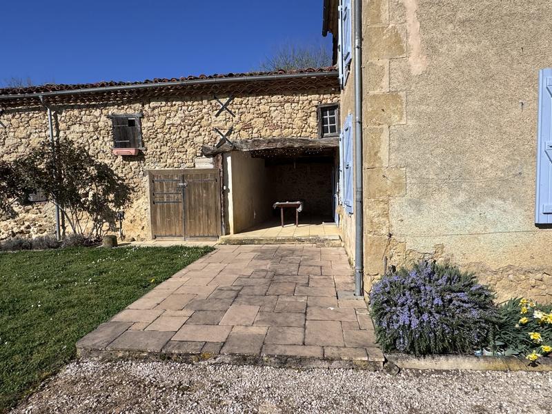 Maison - 205 m² - 7 pièces