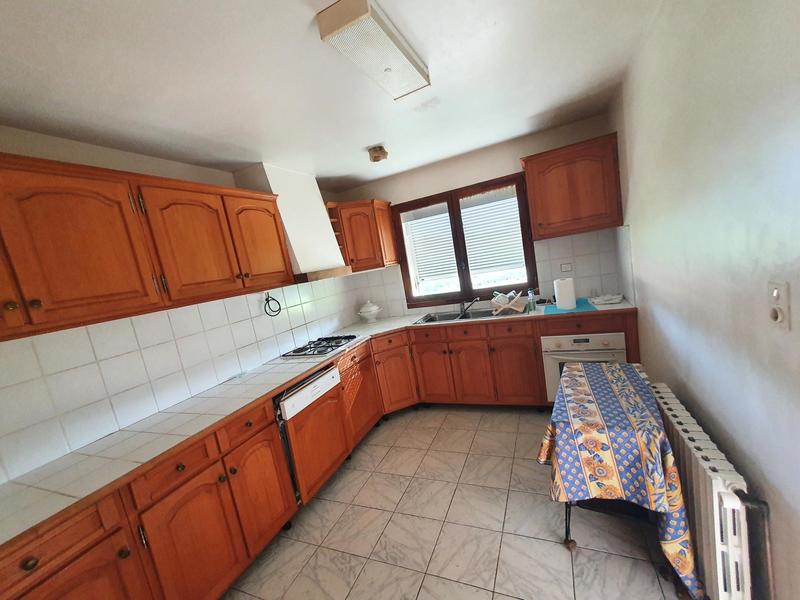 Maison - 200 m² - 4 pièces