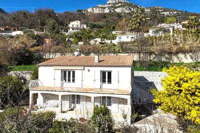 Villa - 152 m² - 6 pièces