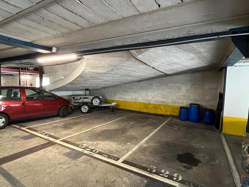 Garage - 11 m²