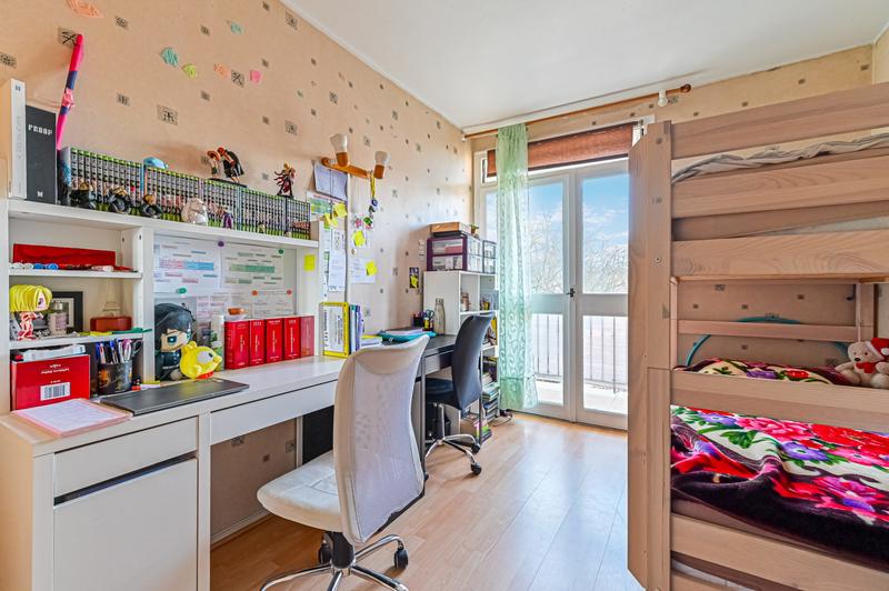 Appartement - 75 m² - 4 pièces