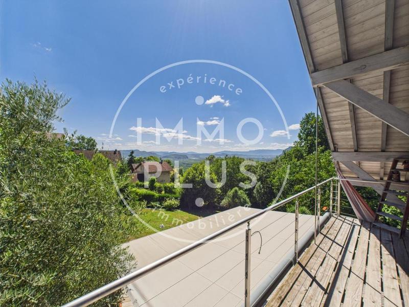 Maison - 177 m² - 6 pièces