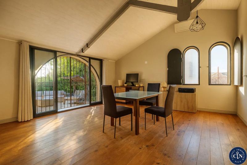 Maison - 143 m² - 5 pièces