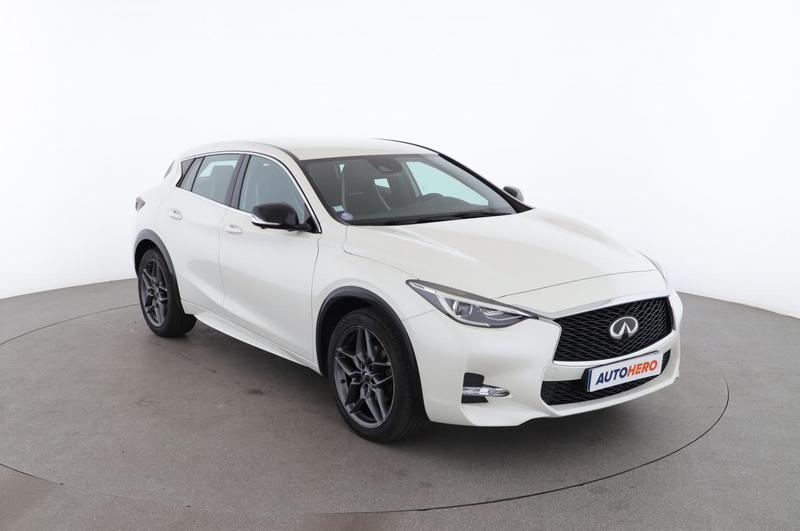 Infiniti Q30 1.6t Sport Dct 156 ch