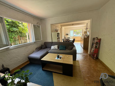 Maison - 184 m² - 8 pièces