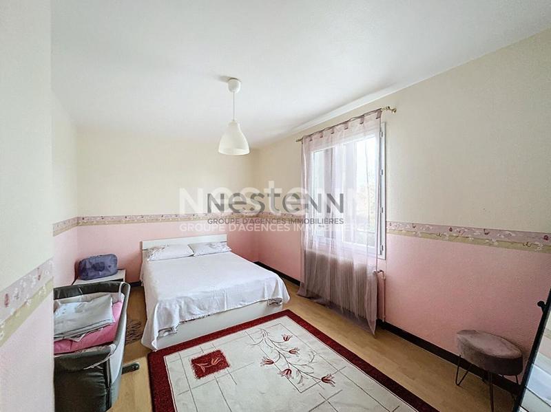 Maison - 213 m² - 7 pièces