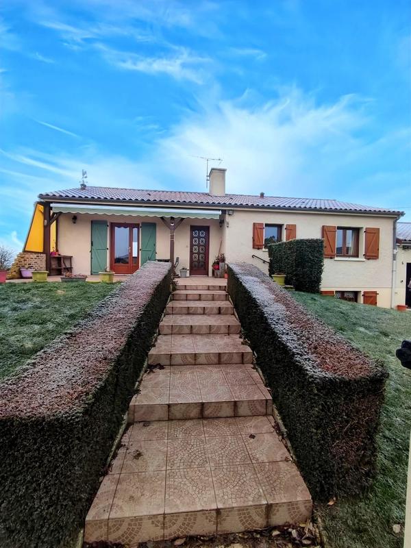 Maison de village - 91 m² - 4 pièces