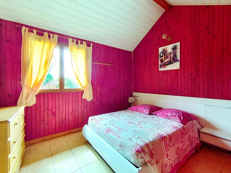 Maison - 596 m² - 32 pièces