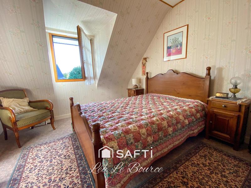 Maison - 140 m² - 7 pièces