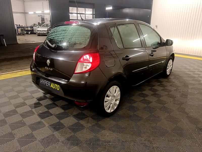 Renault Clio III 1.2 16v 75 Pack Clim