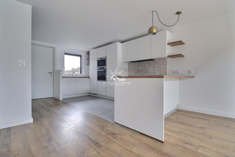 Maison - 90 m² - 4 pièces