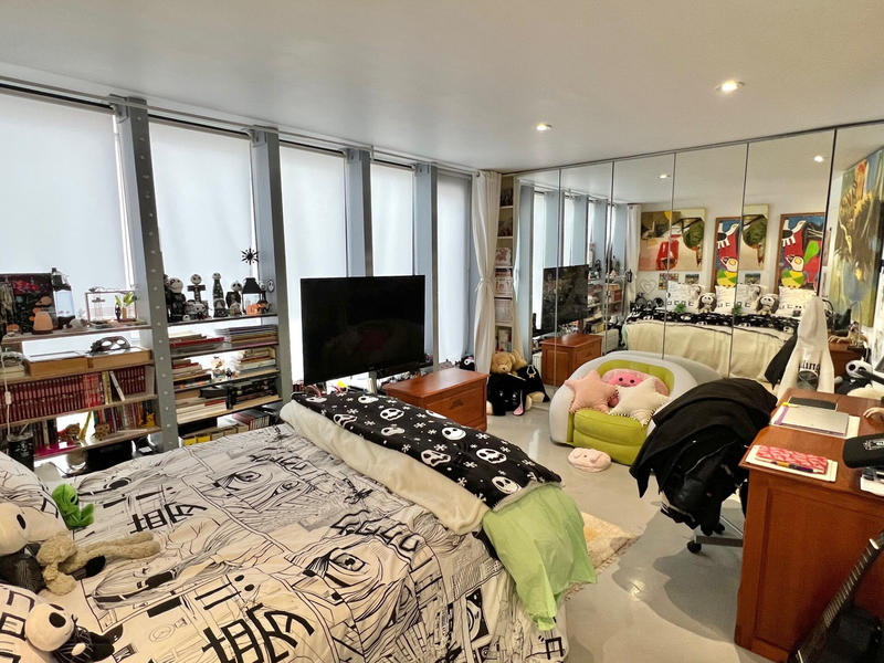 Maison - 217 m² - 6 pièces