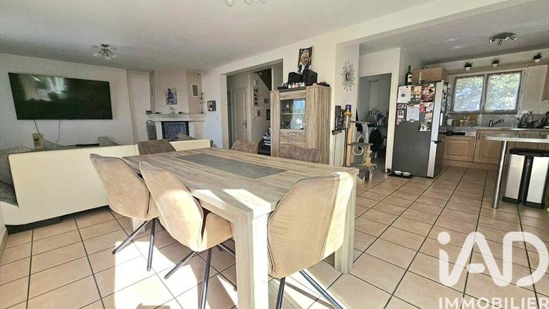 Maison - 136 m² - 6 pièces
