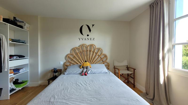 Maison - 180 m² - 7 pièces