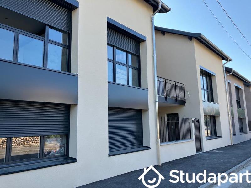 Chambre - 11 m² - 1 pièce