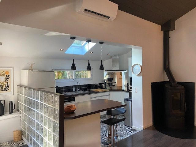 Maison - 221 m² - 9 pièces