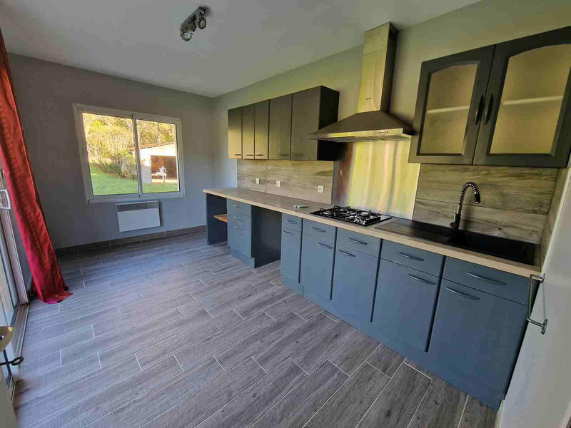 Maison - 191 m² - 8 pièces