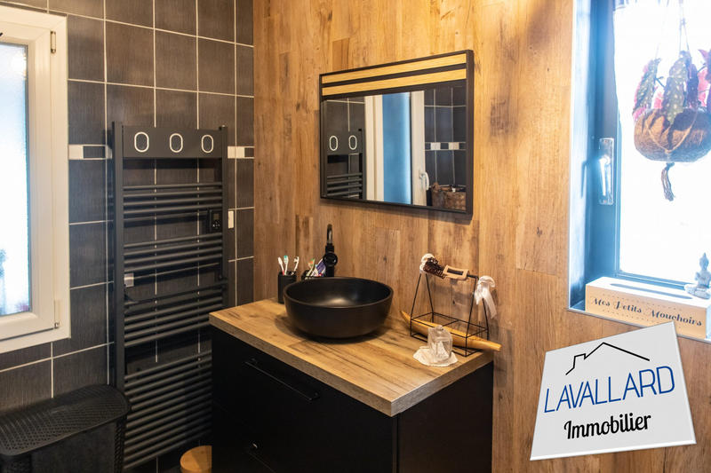 Maison - 170 m² - 8 pièces