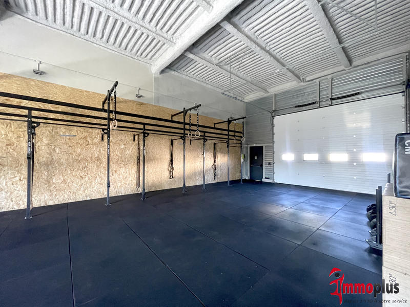 Local commercial - 521 m²