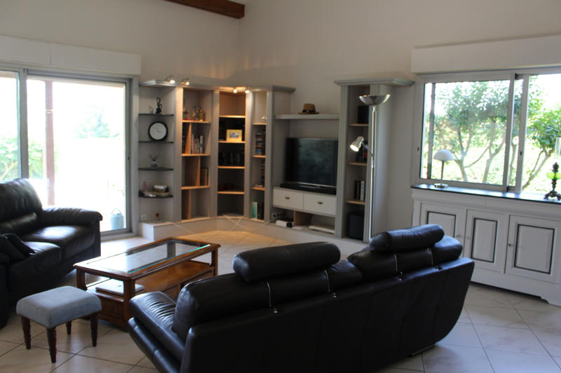 Maison - 220 m² - 6 pièces