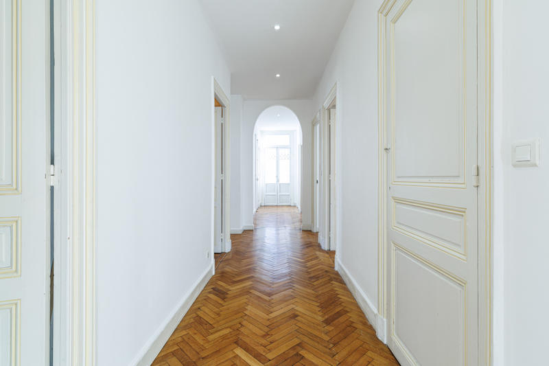 Appartement - 154 m² - 6 pièces