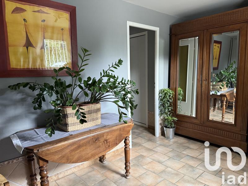 Maison - 250 m² - 8 pièces