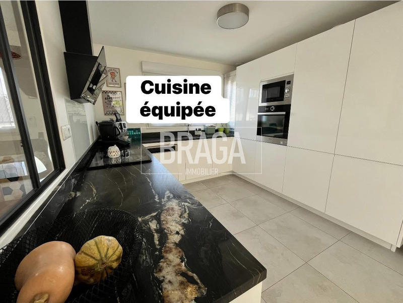 Maison - 165 m² - 7 pièces