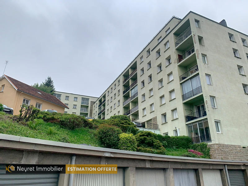 Appartement - 70 m² - 4 pièces