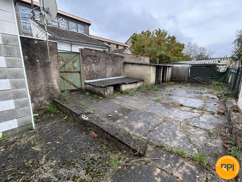 Maison ancienne - 147 m² - 8 pièces