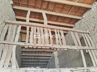 Maison - 282 m² - 4 pièces